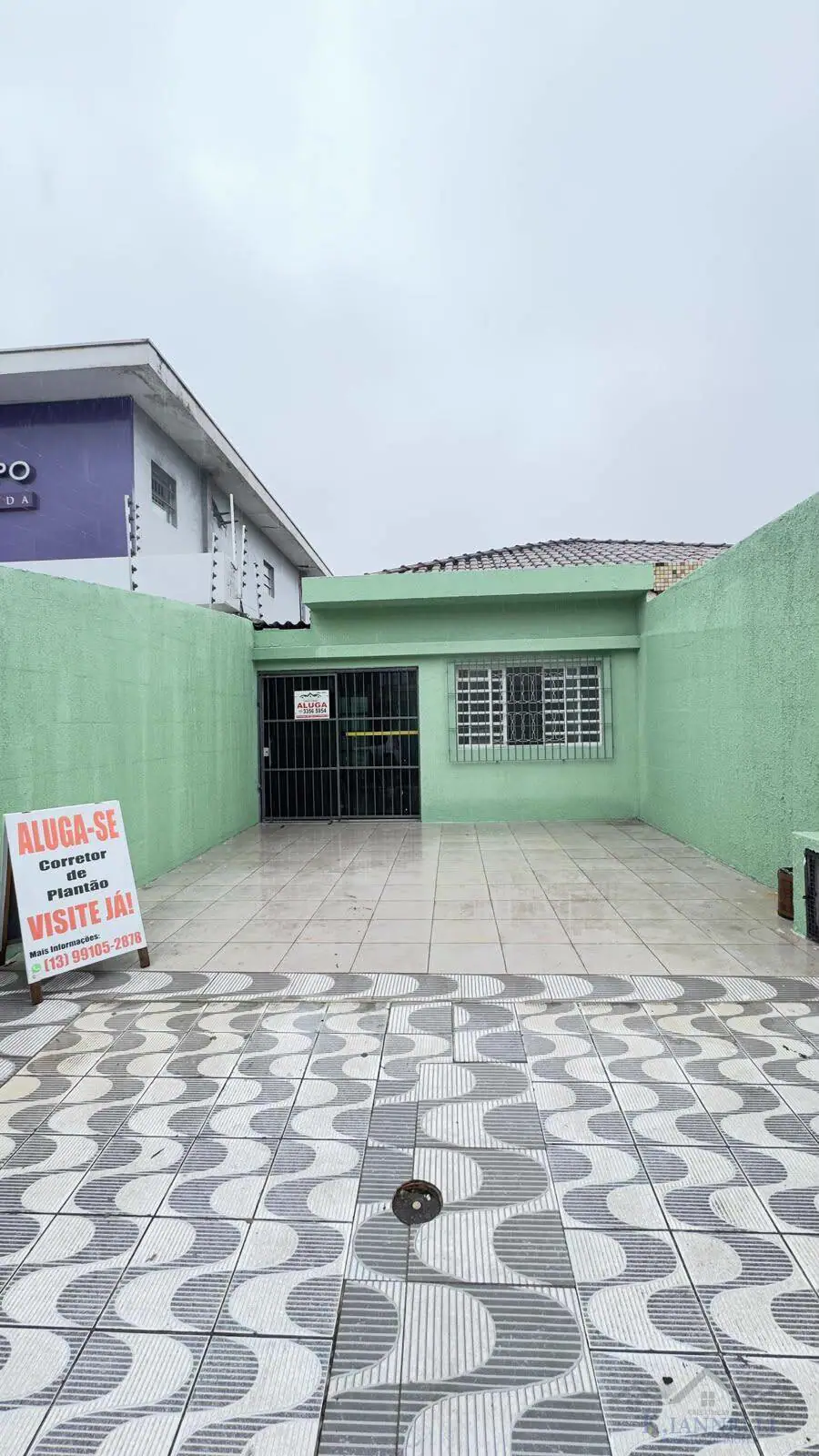 Casa Comercial com 3 Salas , 2 Vagas . Boqueirão . Praia Grande SP.Aluga-se