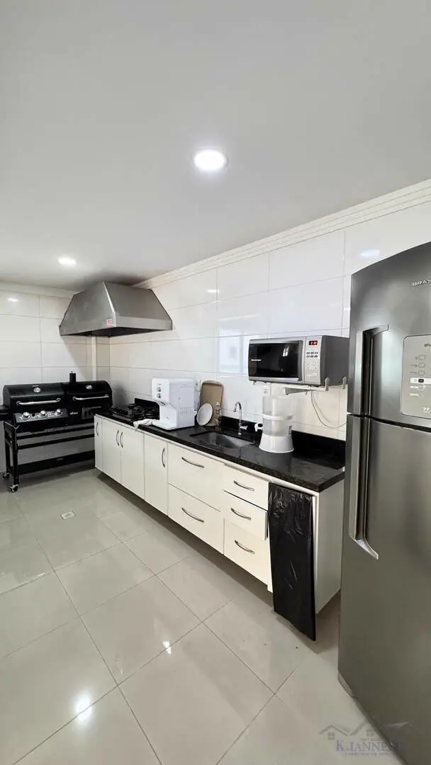 Apartamento de 3 Dormitórios . Aviação . Praia Grande SP . Parcelamento .