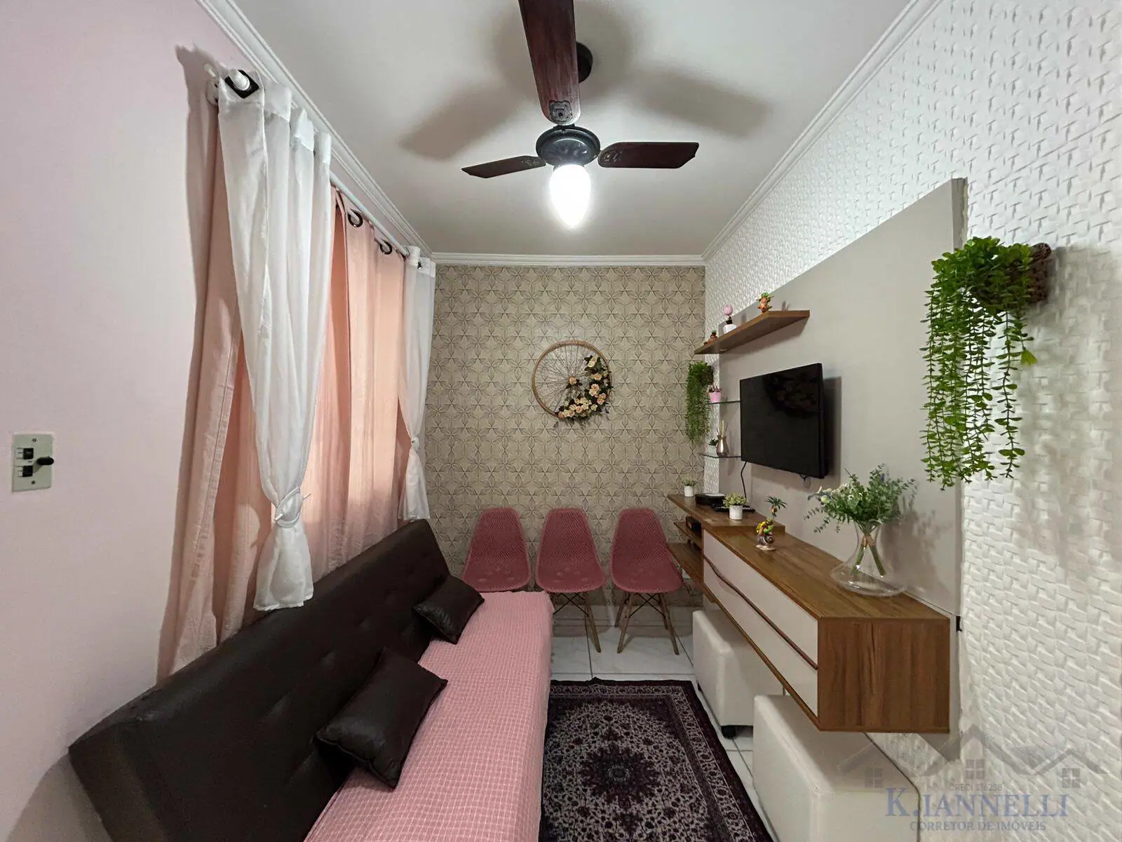 Apartamento 01 Dormitório com Garagem 100 Metros da Praia - Guilhermina/PG