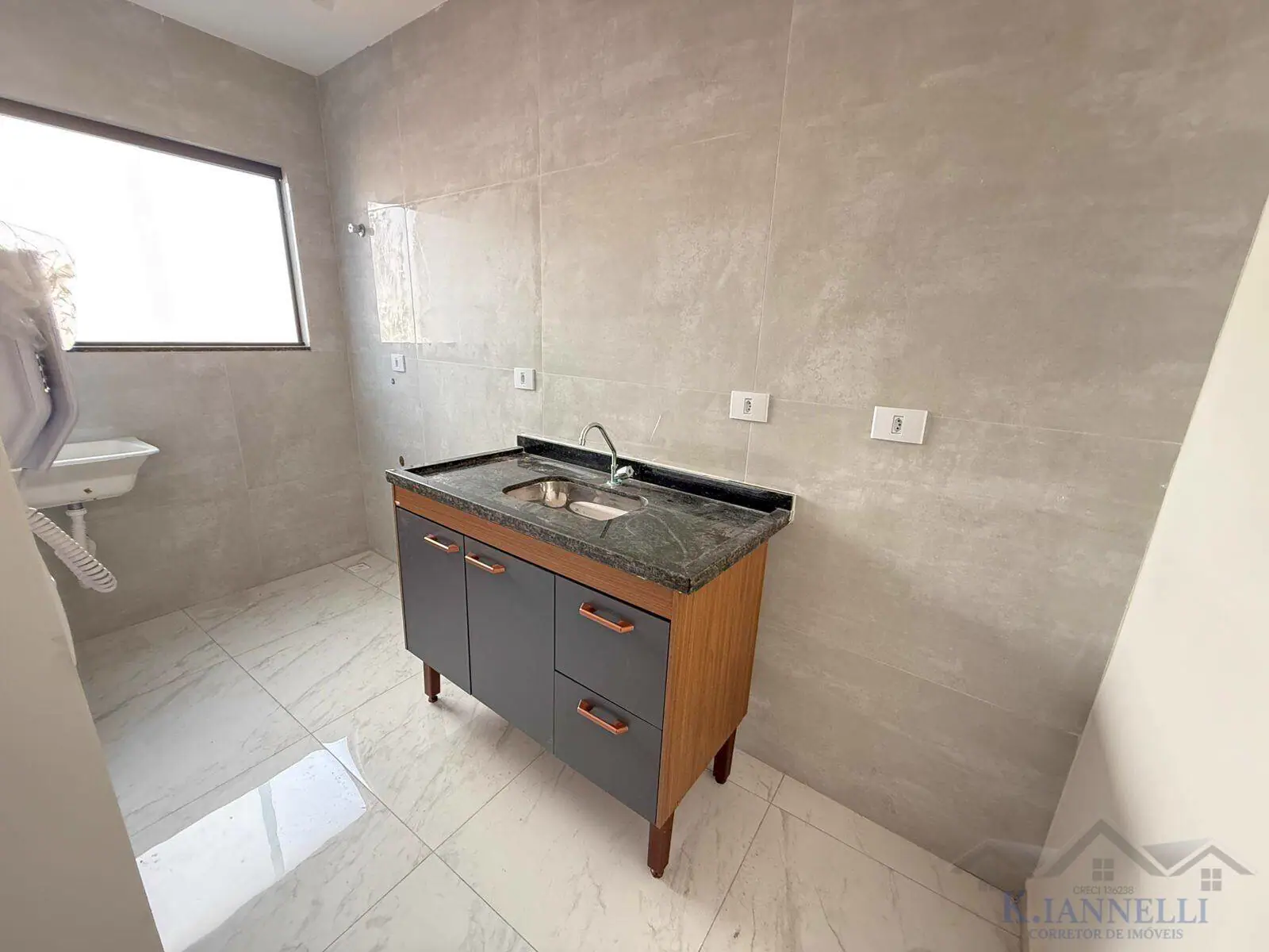 Á Venda Apartamento na V. Formosa . SP . 1 Dormitório . 42 mts .