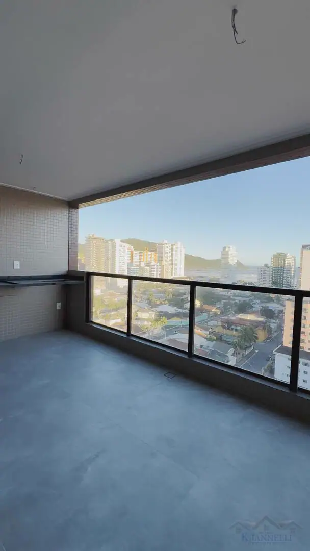 Para poucos: Duplex com varanda gourmet e 2 suítes no Canto do Forte