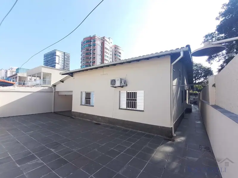 Casa Isolada com 04 Dormitórios - Canto do Forte -