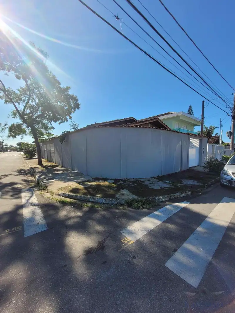 Vendo Casa de Esquina Com Edícula na Praia Grande - Vila Caiçara
