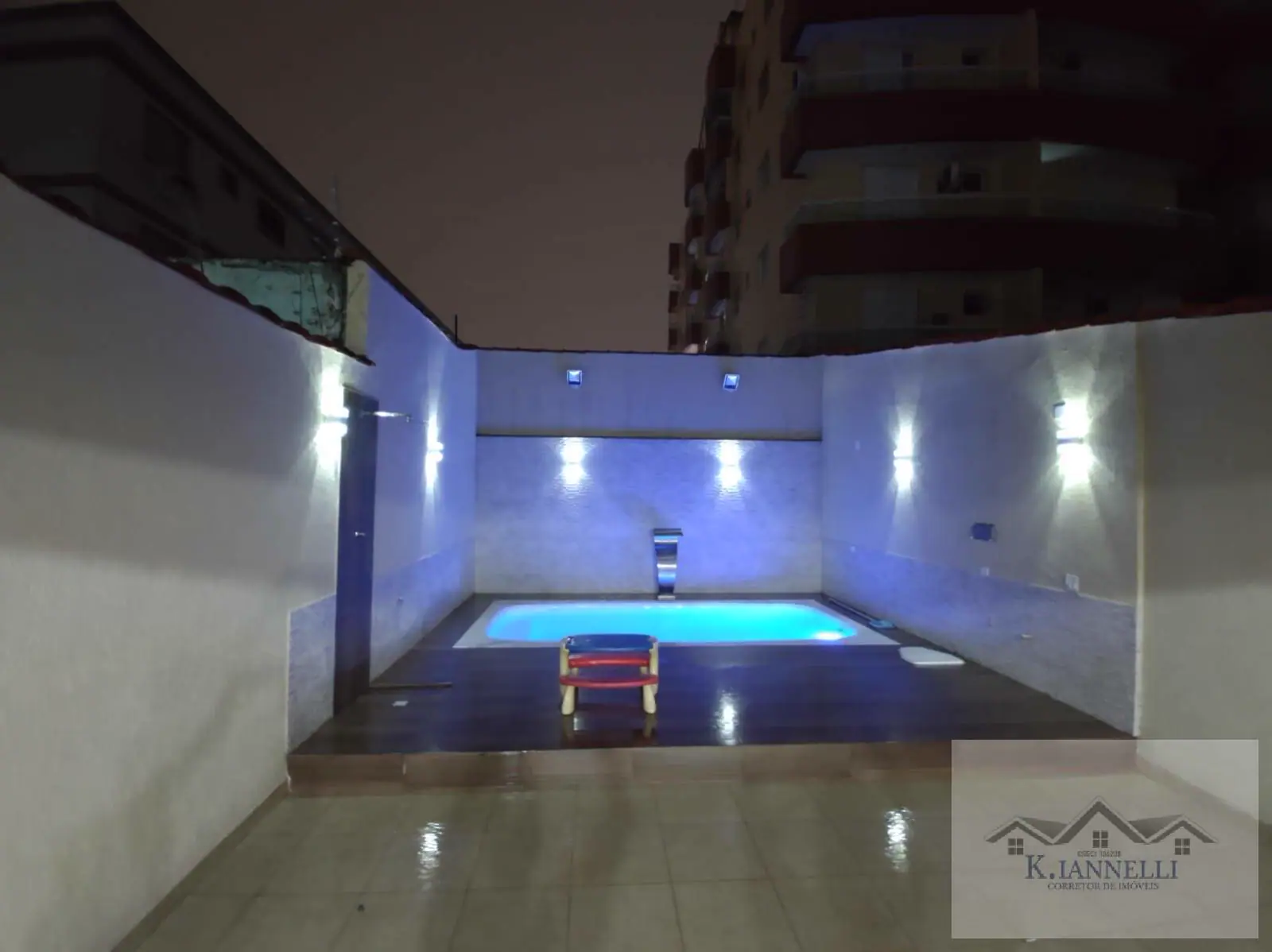 Sobrado Triplex Residencial + Salão Comercial Á Venda / Praia Grande SP