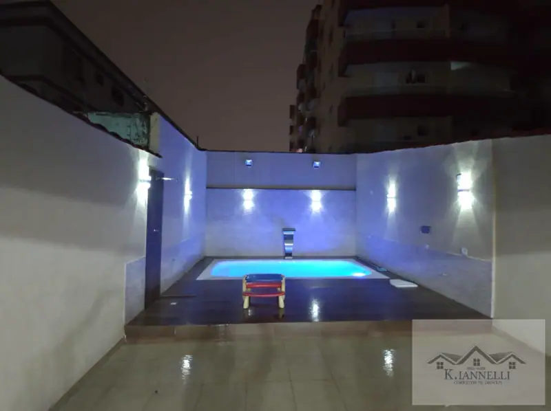 Sobrado Triplex Residencial + Salão Comercial Á Venda / Praia Grande SP