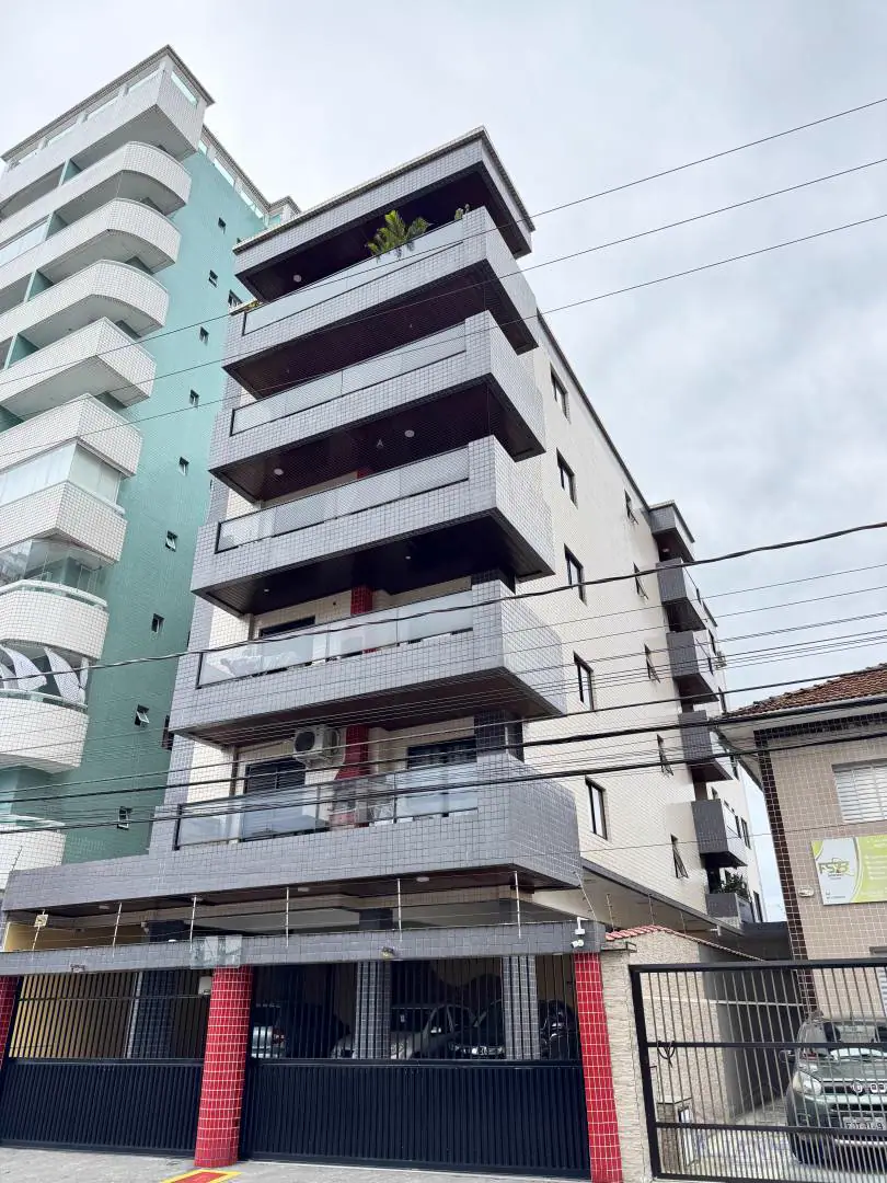 Apartamento 2 Dormitórios com Sacada Gourmet e 2 Vagas de Garagem.