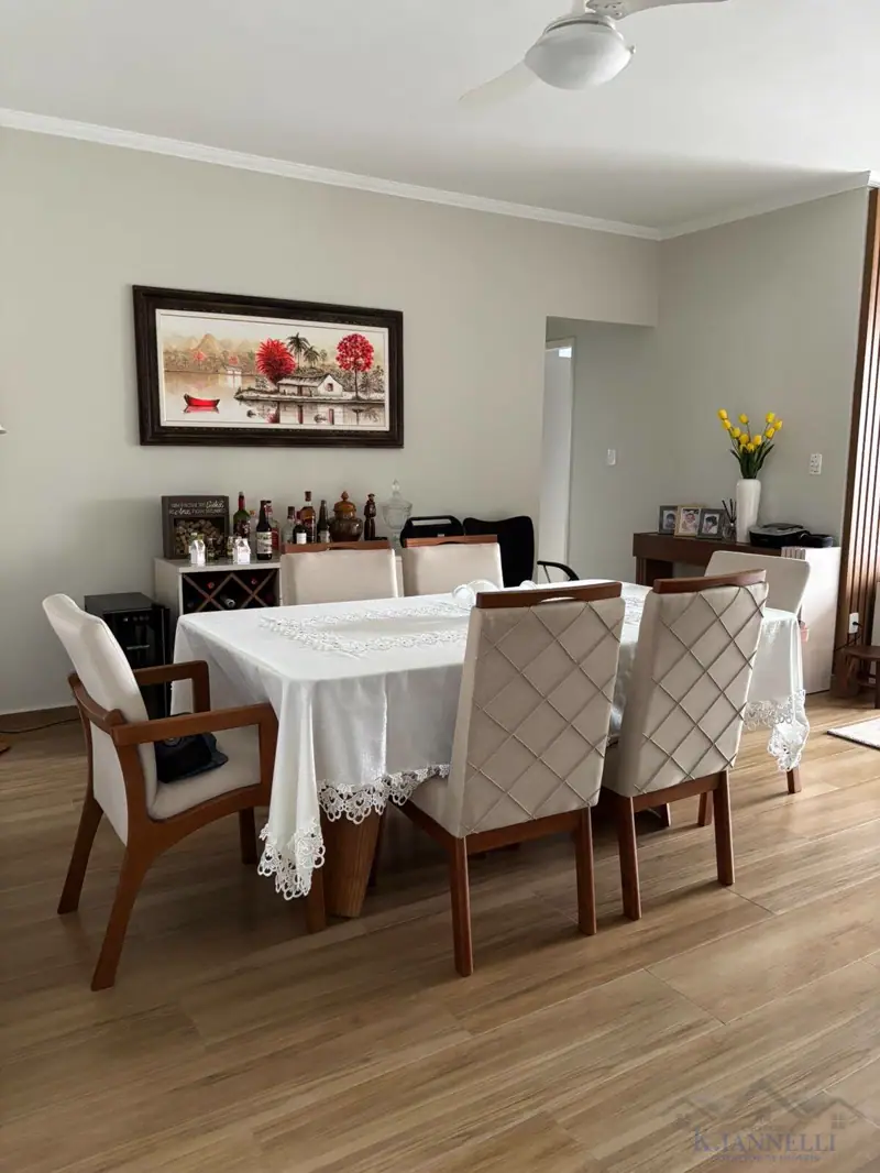 Apartamento GUILHERMINA - PRAIA GRANDE - 2 DORMITÓRIOS 1 Suíte .