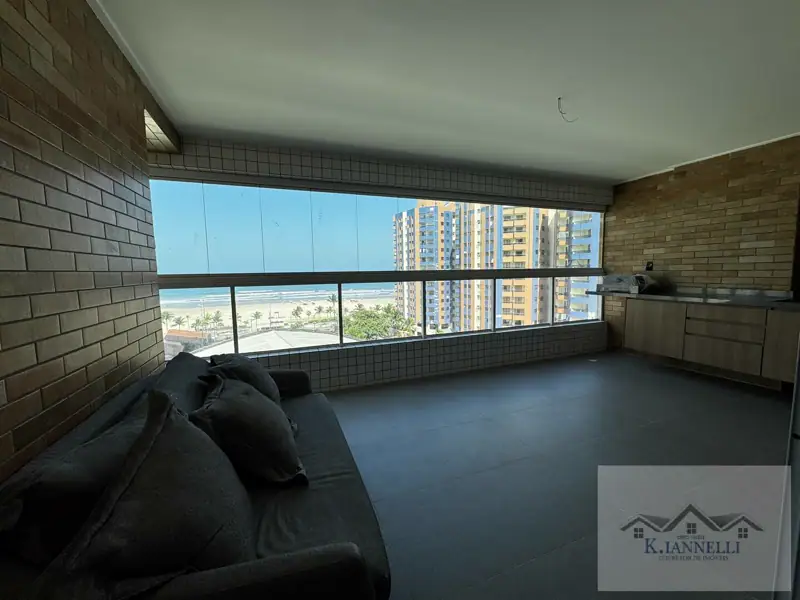 Sofisticado e Novo Apartamento com 3 Dormitórios - 1 Quadra da Praia!