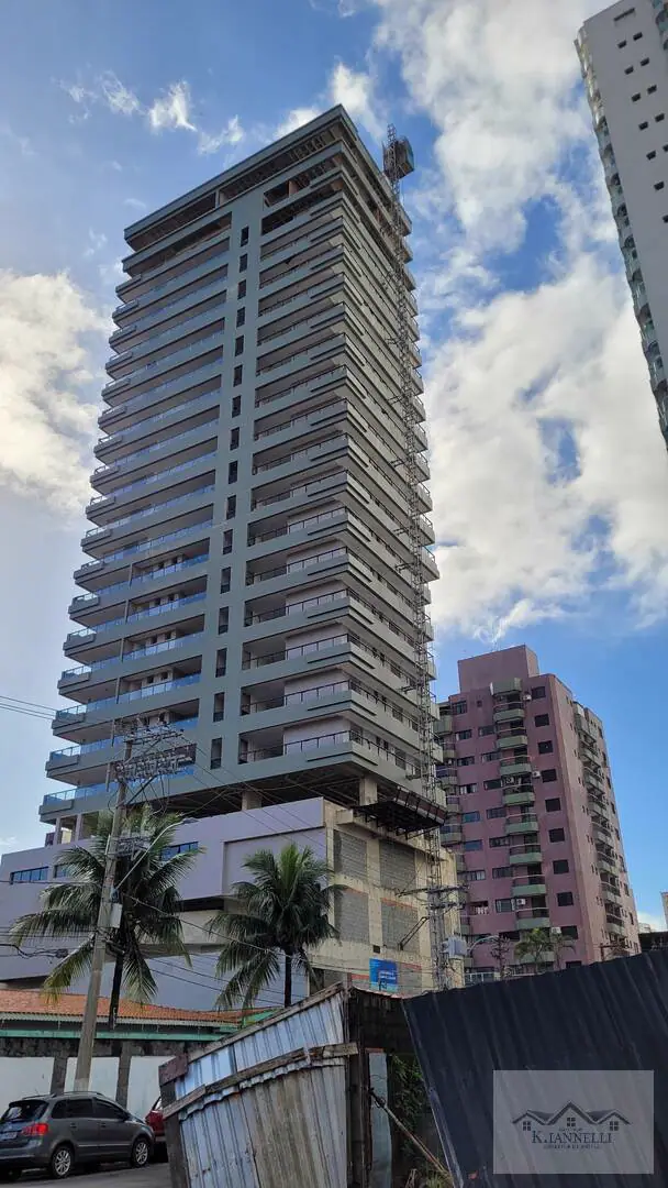 Apartamentos Exclusivos com 2, 3 e 4 Suítes no Canto do Forte - Alto Padrão