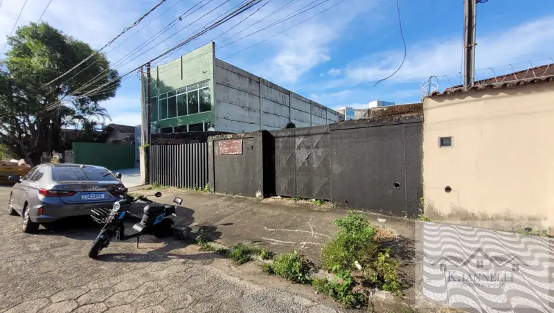Enorme Terreno na Guilhermina - Residencial ou Comercial - Praia Grande