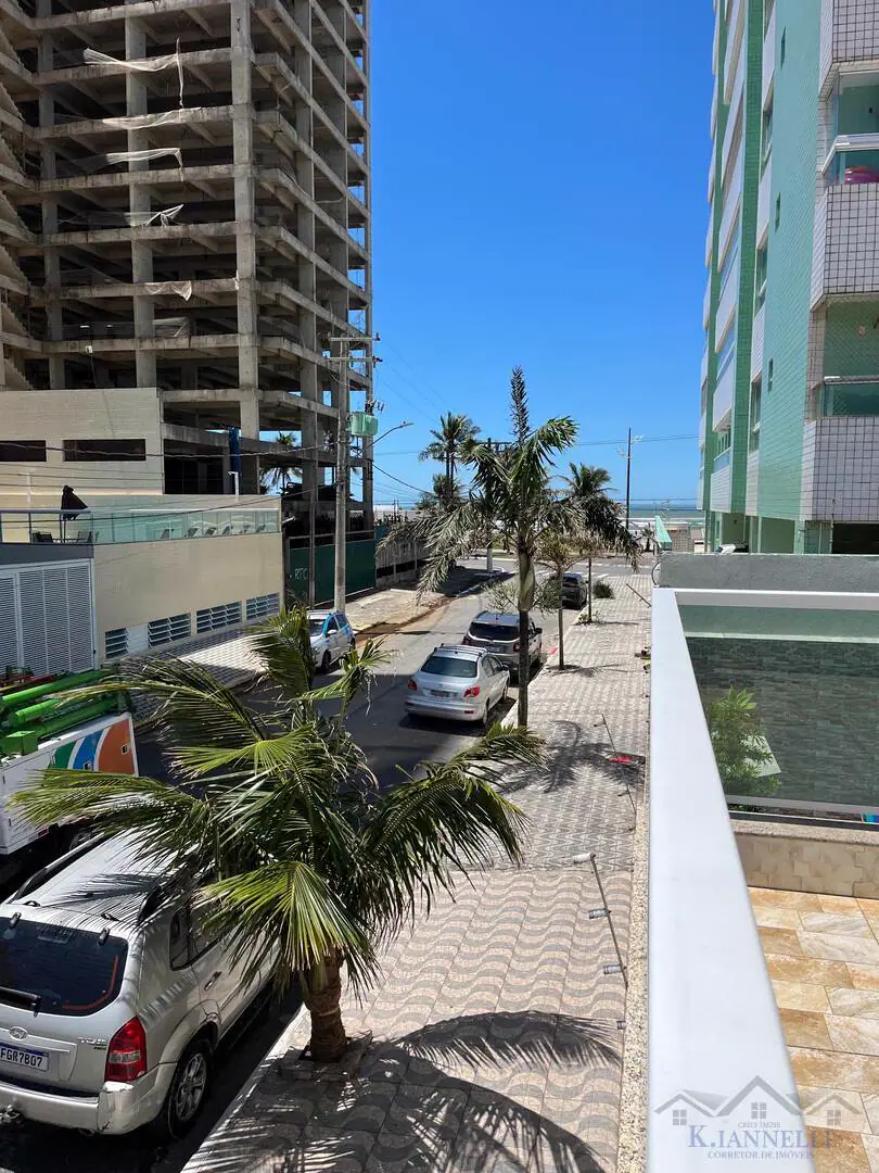 Casa em Praia Grande SP . 3 Dormitórios. Piscina . 50 mts da Orla da Praia