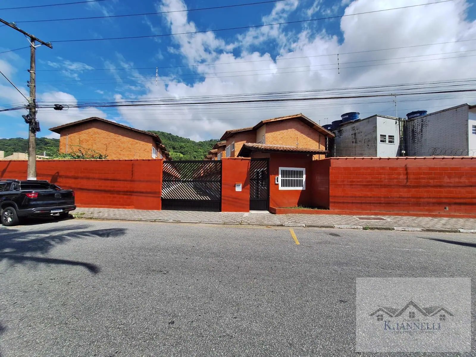 Casa Sobrado em Condomínio Fechado Mongaguá - R$ 325.000