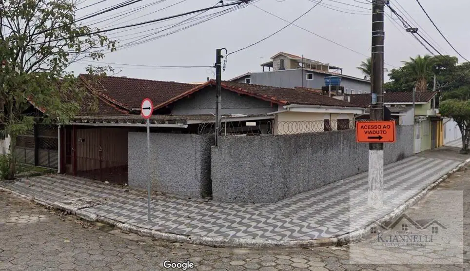 Casa Isolada 02 Dormitórios 190m2 Vila Tupi - R$ 450.000