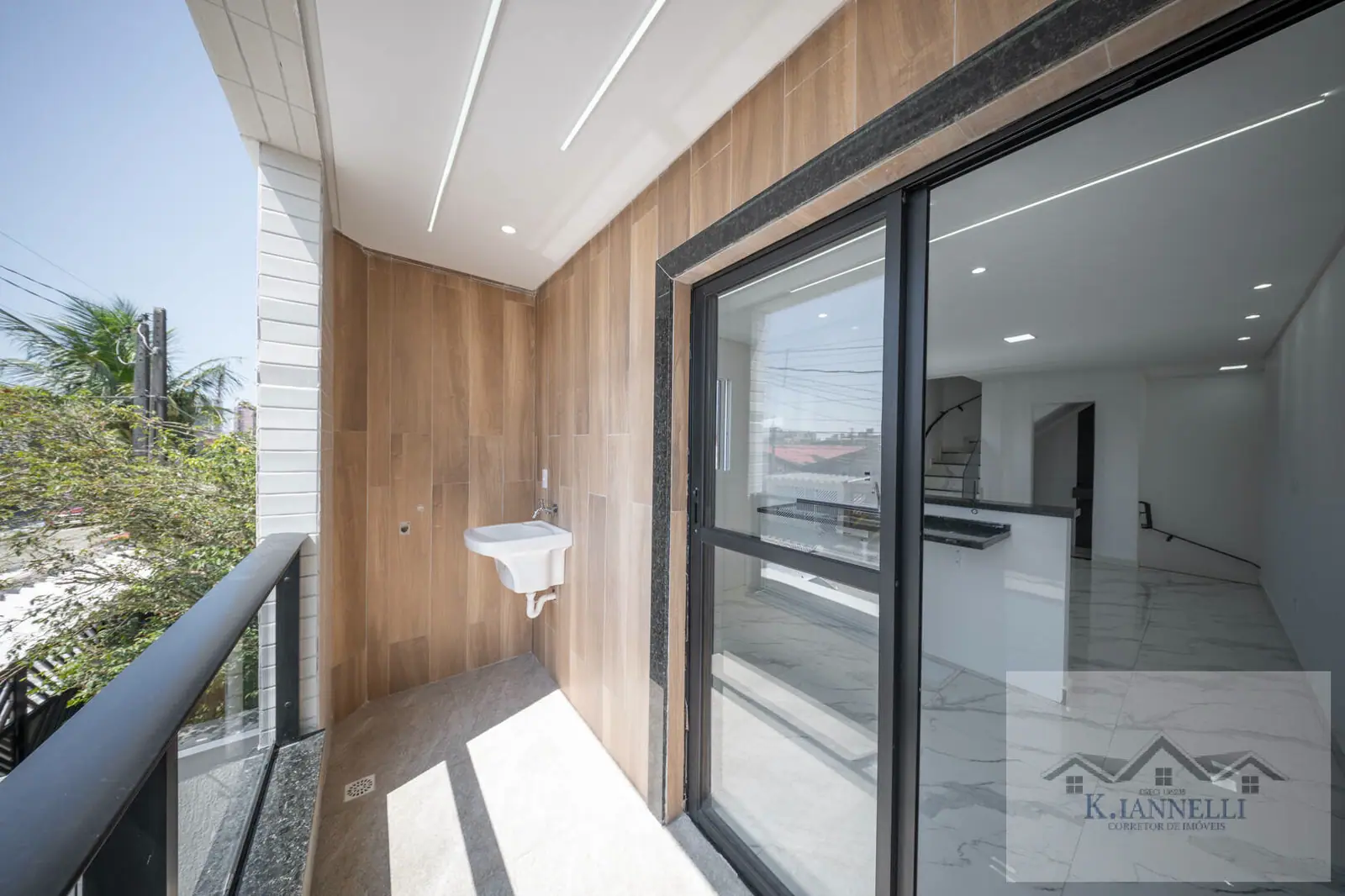 Sobreposta Triplex 02 Dormitórios 02 Suites Master Vila Caiçara -R$ 350.000