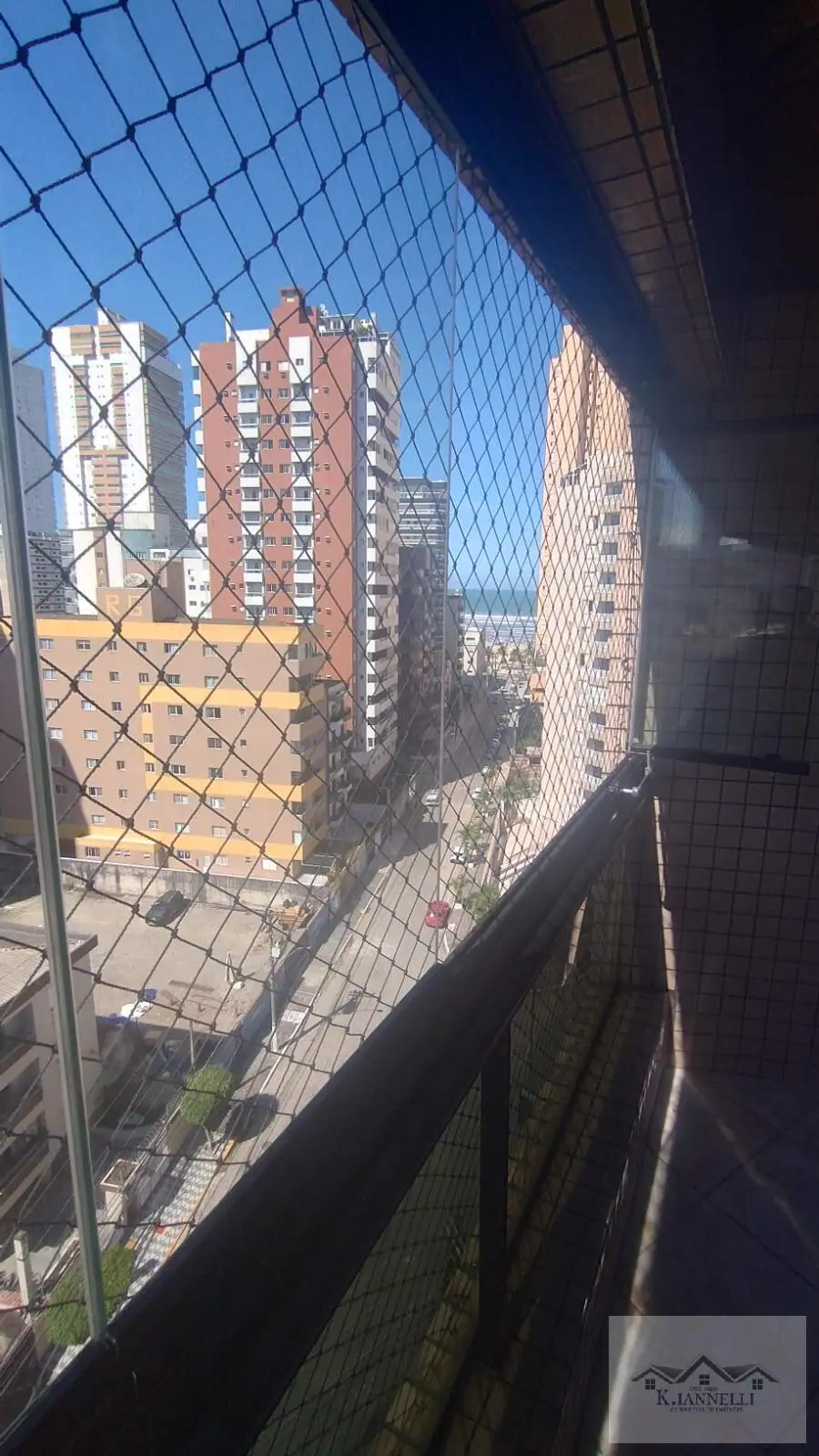 Apartamento 03 Dormitórios 02 Suítes Guilhermina 200m da praia