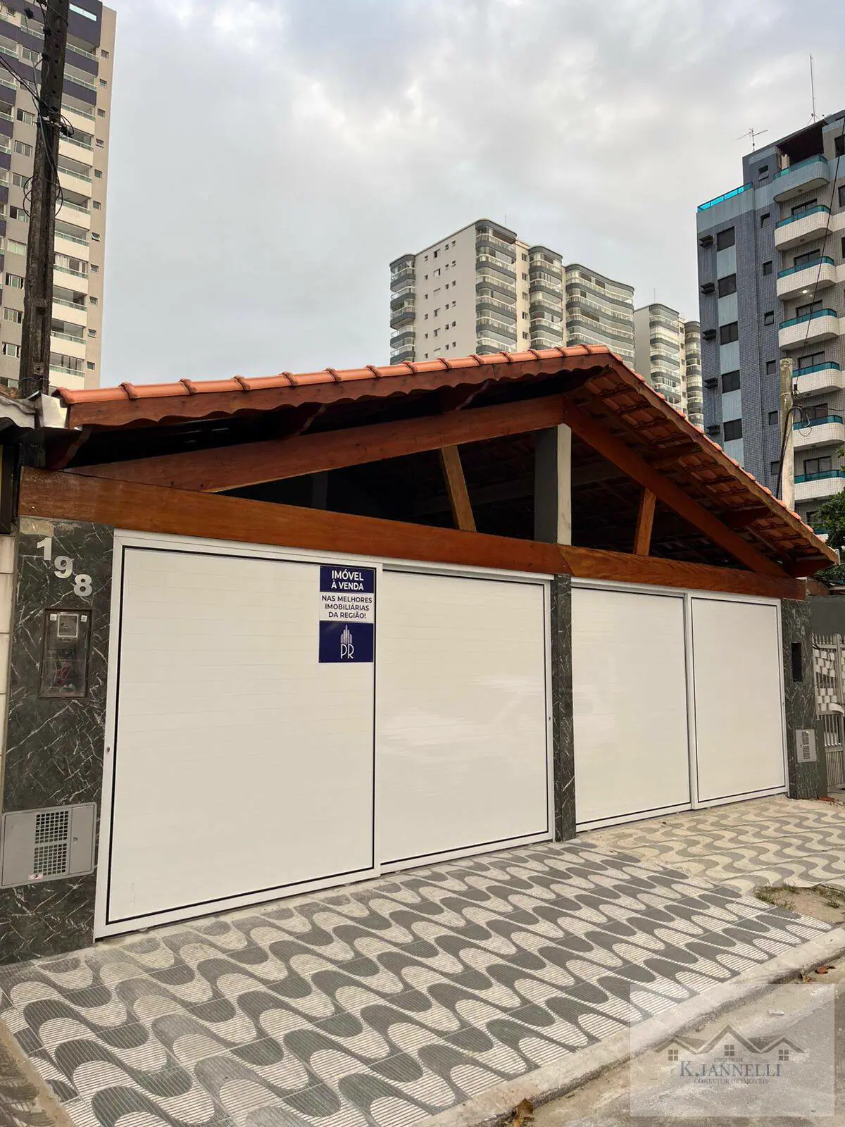 Casa Geminada Próxima à Praia - R$680.000,00 - 87m², 2 Dorms 1 Suite Ocian