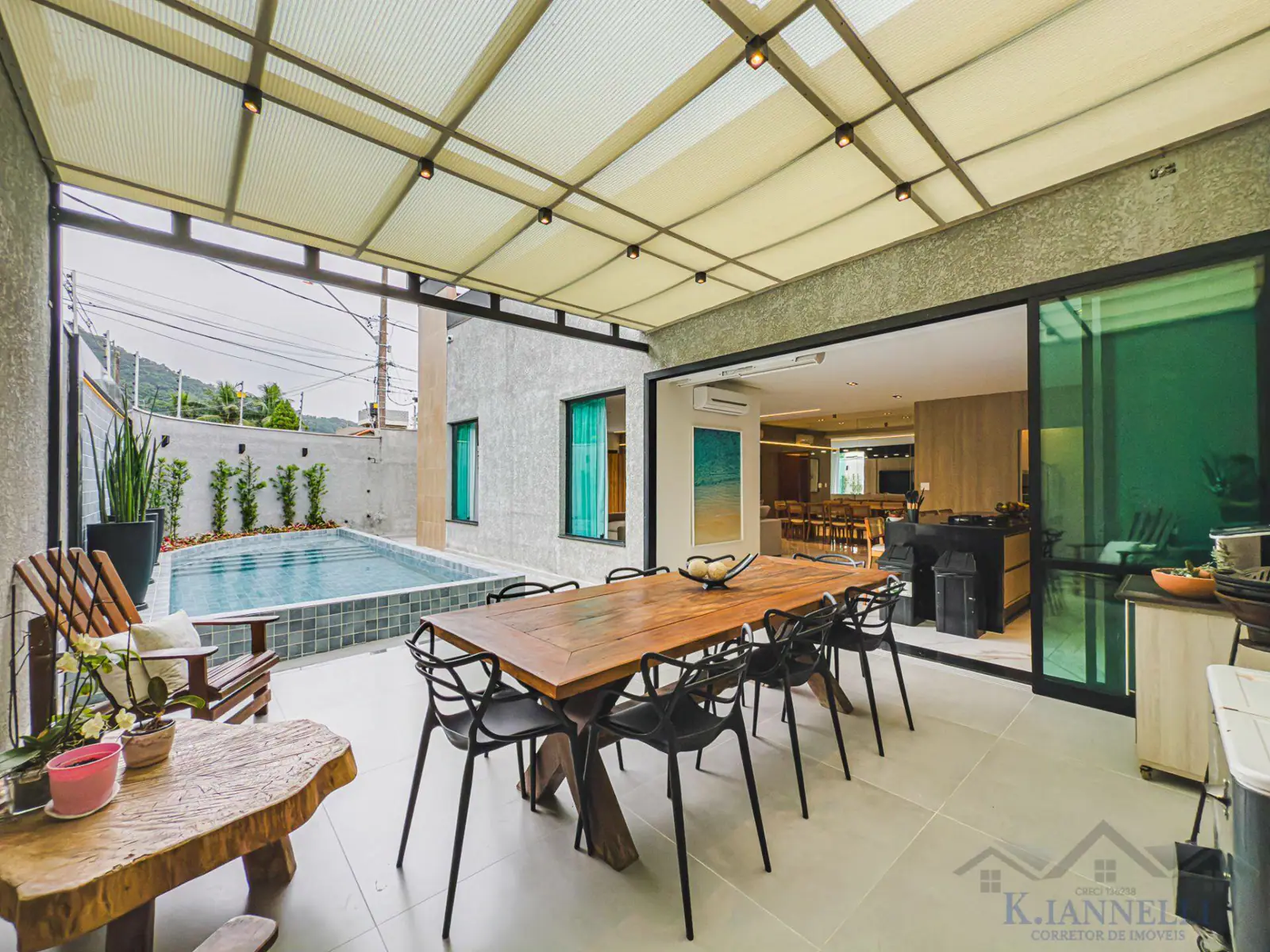 Casa Isolada 4 Suites Piscina Churrasqueira espaço gourmet Praia Grande SP