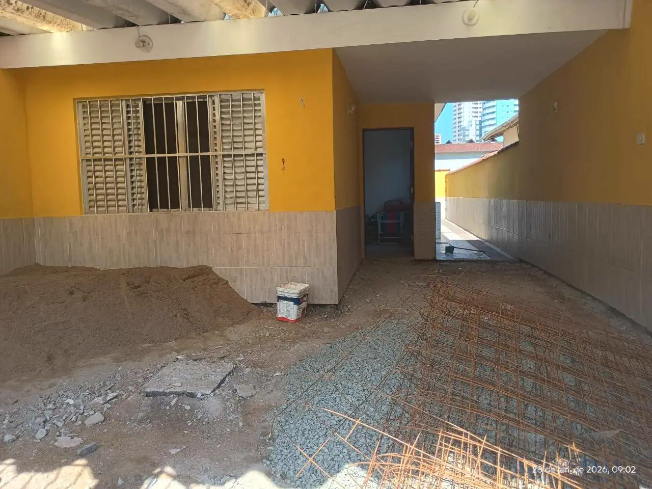 Casa 02 Dormitórios 02 vagas garagem Boqueirão - Locação R$ 4.000,00