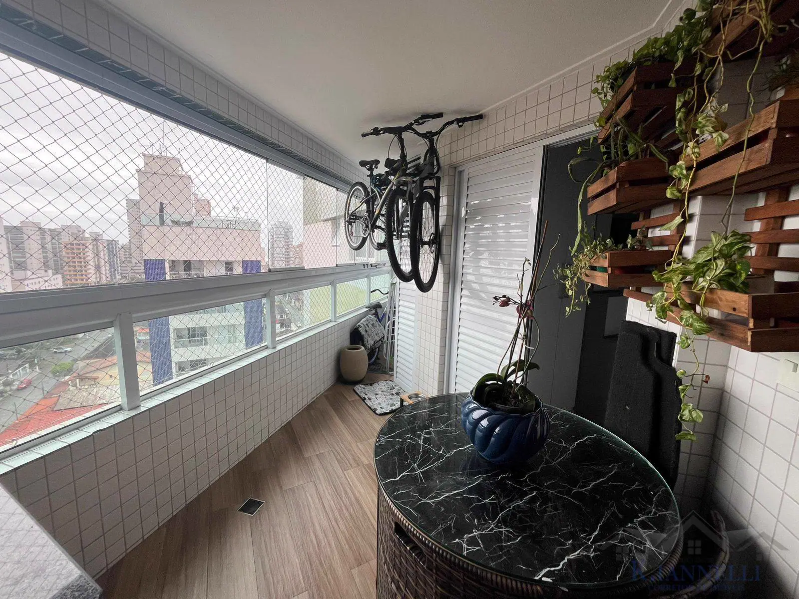 Apartamento 02 Dormitórios Suite 78m2 Guilhermina - R$ 570.000