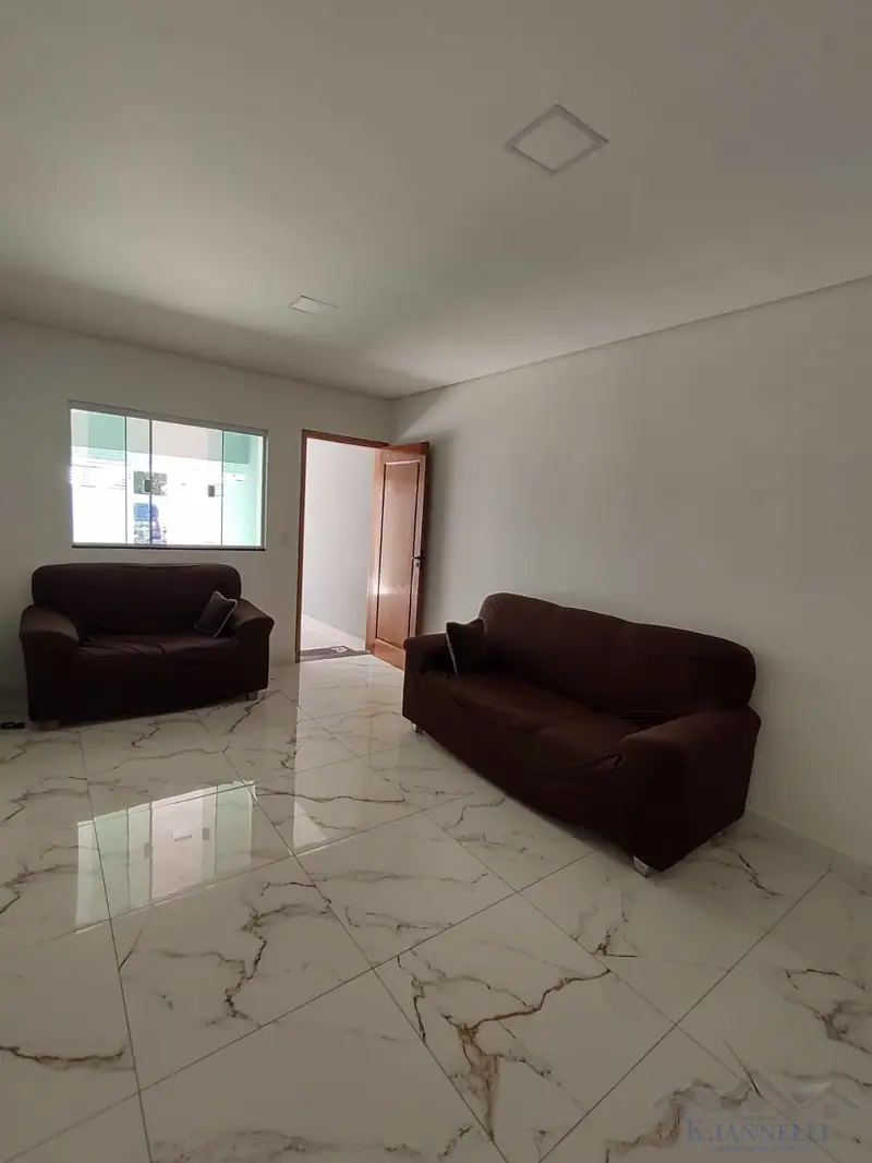 Casa com 2 Dormitórios a venda. Tude Bastos na Praia Grande