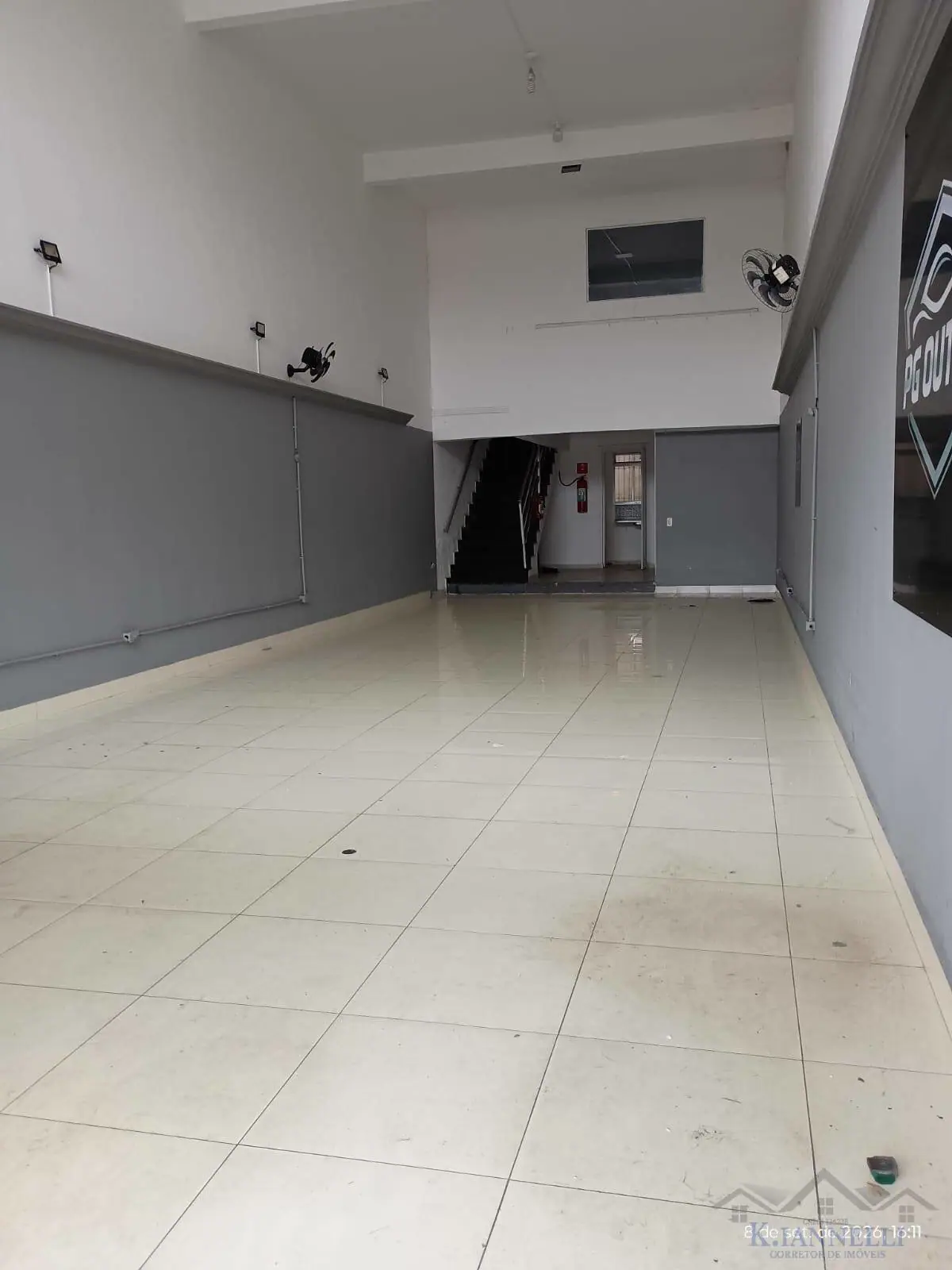 Loja Comercial 120m2 Av. Kennedy - Boqueirão - Locação: R$ 7.000